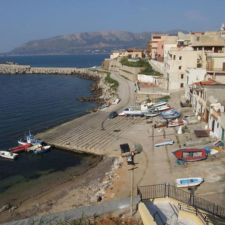 Casa Vacanze Karol Apartment Trappeto  Bagian luar foto