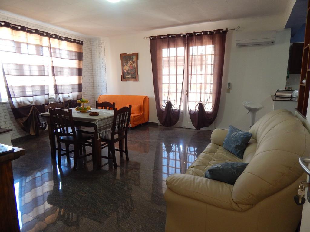 Casa Vacanze Karol Apartment Trappeto  Ruang foto