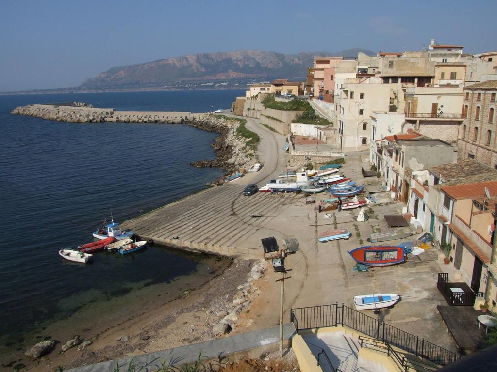 Casa Vacanze Karol Apartment Trappeto  Bagian luar foto