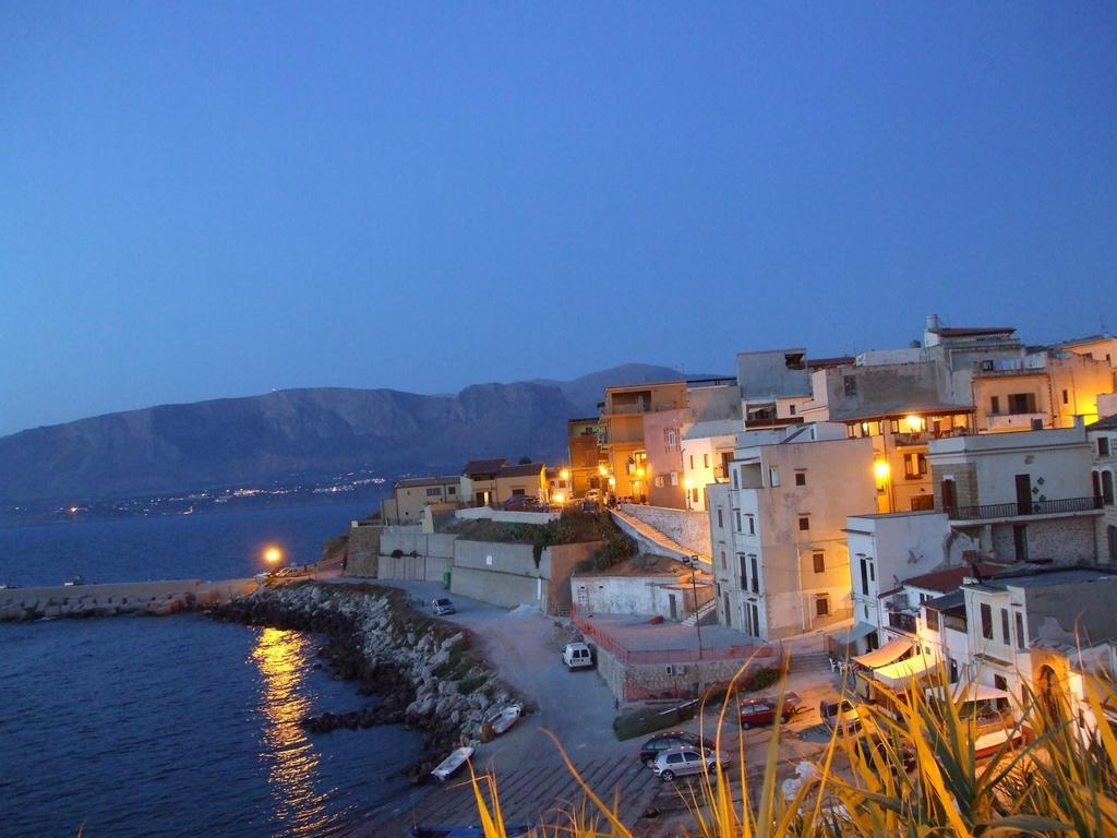 Casa Vacanze Karol Apartment Trappeto  Bagian luar foto