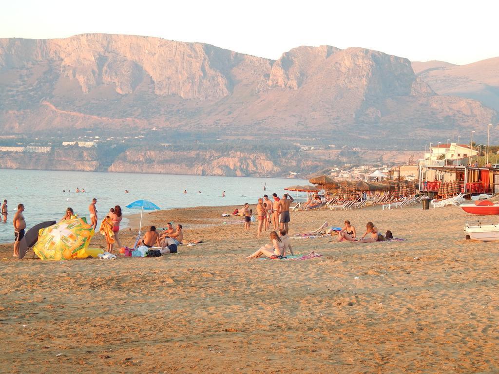 Casa Vacanze Karol Apartment Trappeto  Bagian luar foto